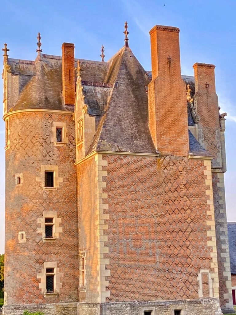 signe emblématique château du Moulin perle de la sologne